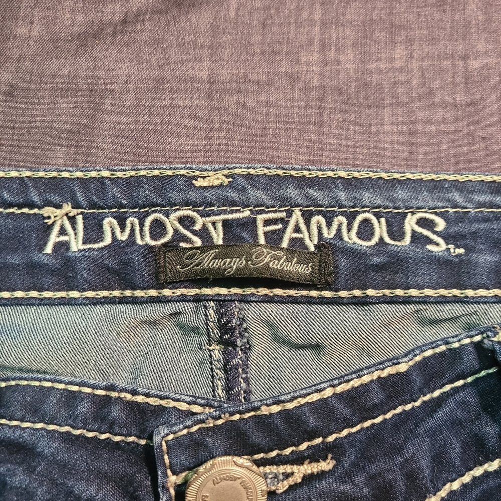 Almost Famous cargo jeans - Picture 2 of 7